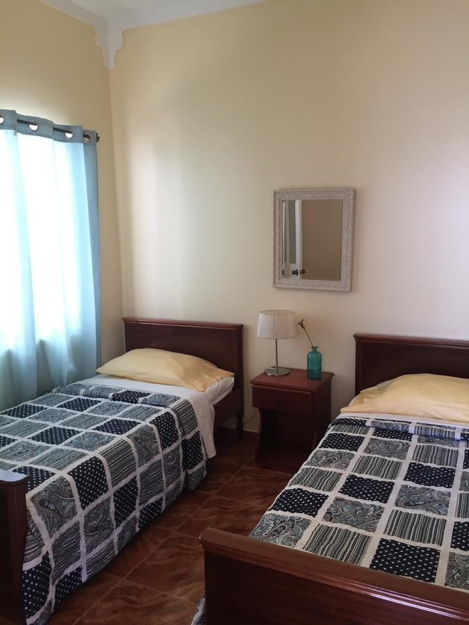 Hotel Cruz Grande-Brava Vila Nova Sintra Екстериор снимка