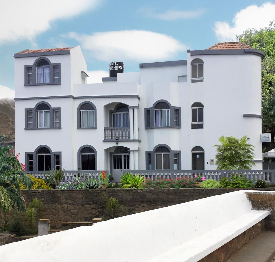Hotel Cruz Grande-Brava Vila Nova Sintra Екстериор снимка